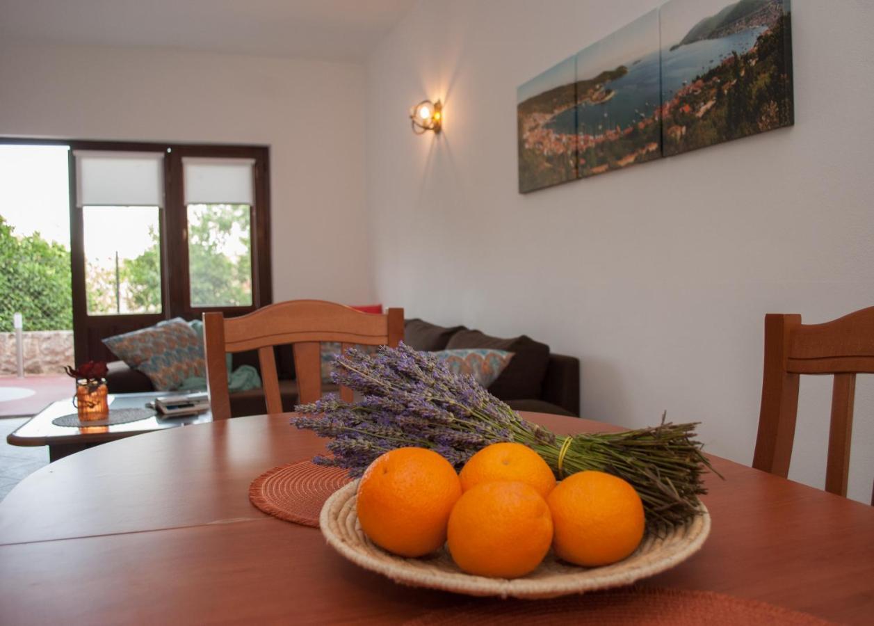 Apartments Dilk Vis Exterior foto